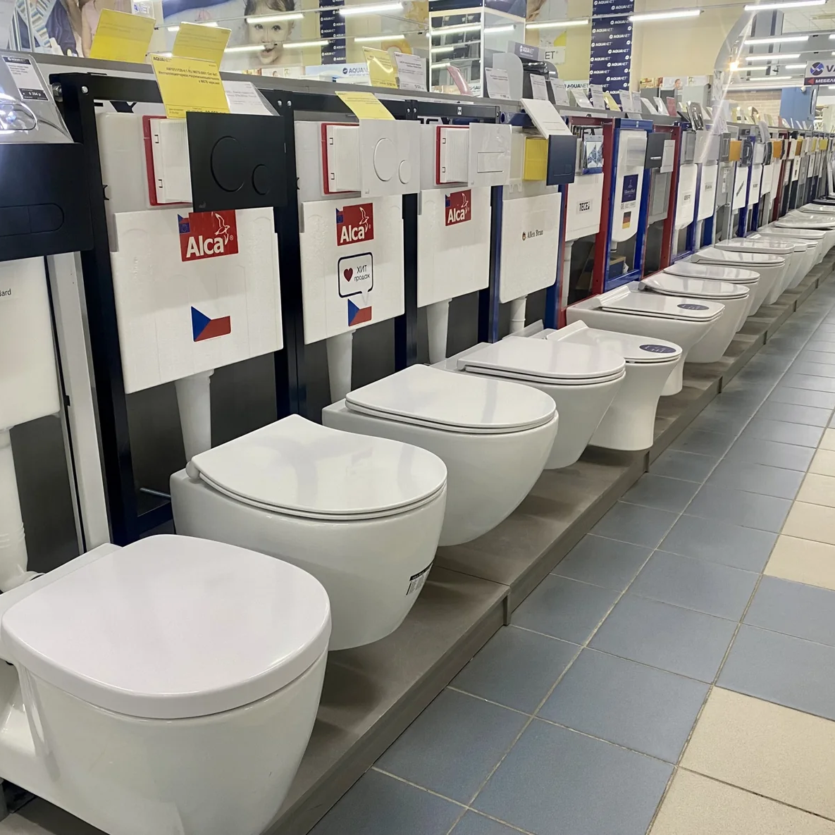 Магазин Aquanet в ТЦ «Ангар», Тюмень